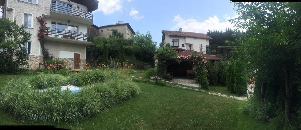 Guesthouse Classic Dospat Εξωτερικό φωτογραφία