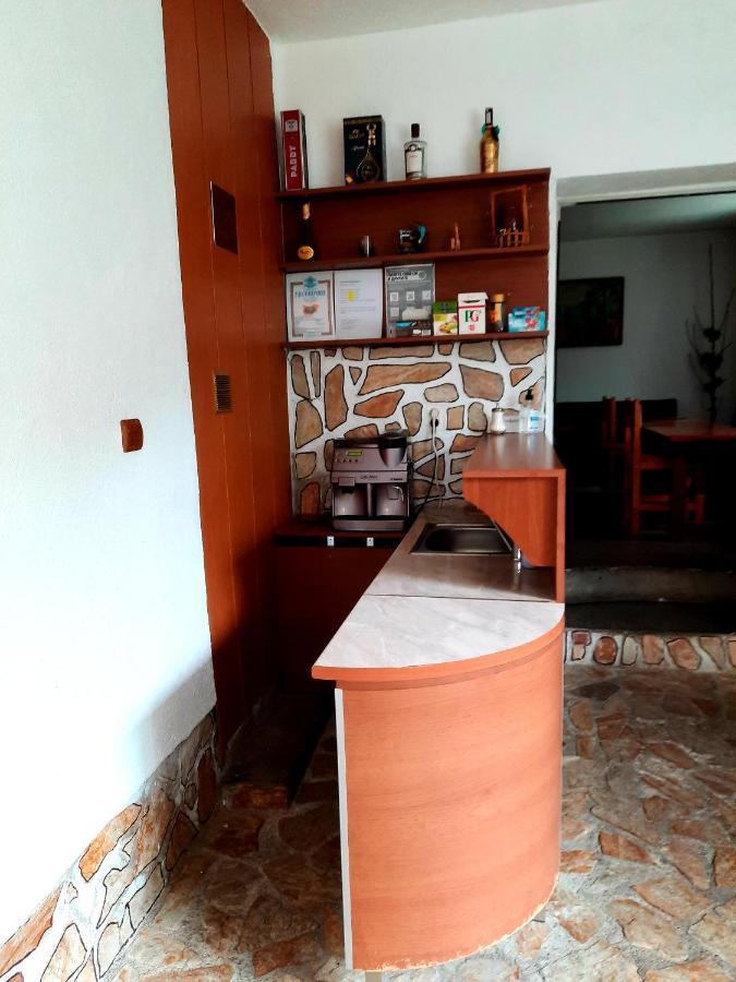 Guesthouse Classic Dospat Εξωτερικό φωτογραφία