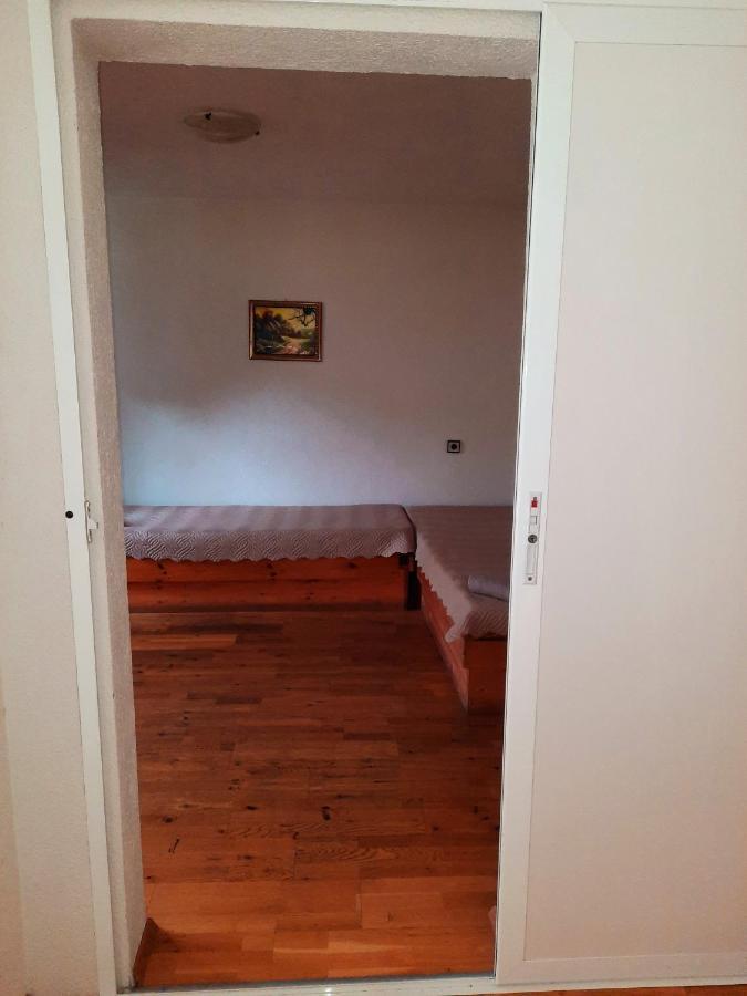 Guesthouse Classic Dospat Εξωτερικό φωτογραφία