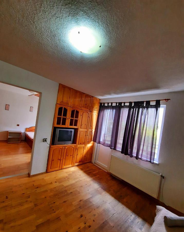 Guesthouse Classic Dospat Εξωτερικό φωτογραφία
