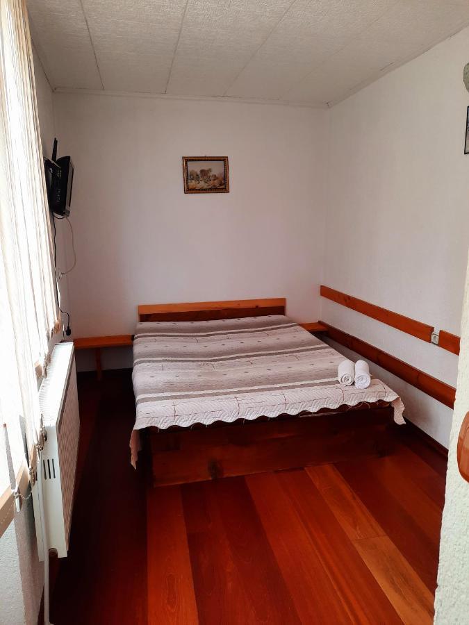 Guesthouse Classic Dospat Εξωτερικό φωτογραφία