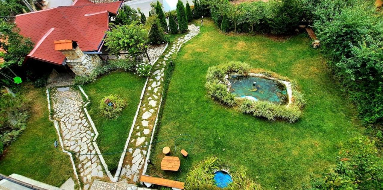 Guesthouse Classic Dospat Εξωτερικό φωτογραφία