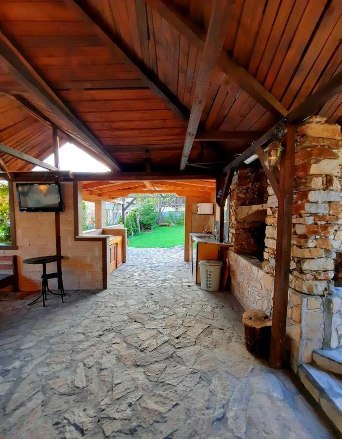 Guesthouse Classic Dospat Εξωτερικό φωτογραφία