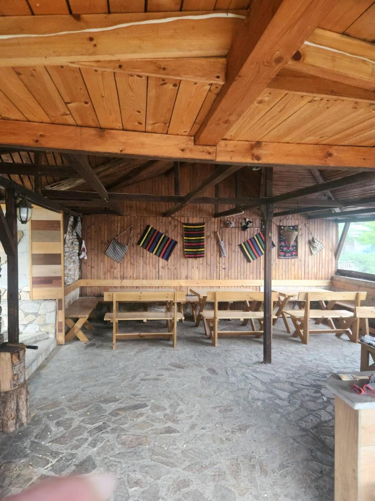 Guesthouse Classic Dospat Εξωτερικό φωτογραφία